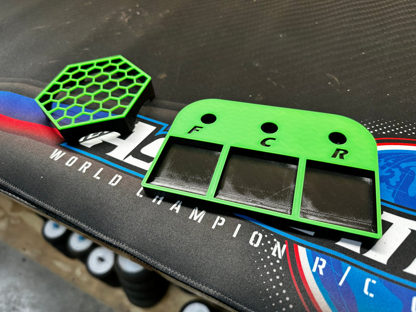 1/8 diff rebuild tray + diff/shock drain stand