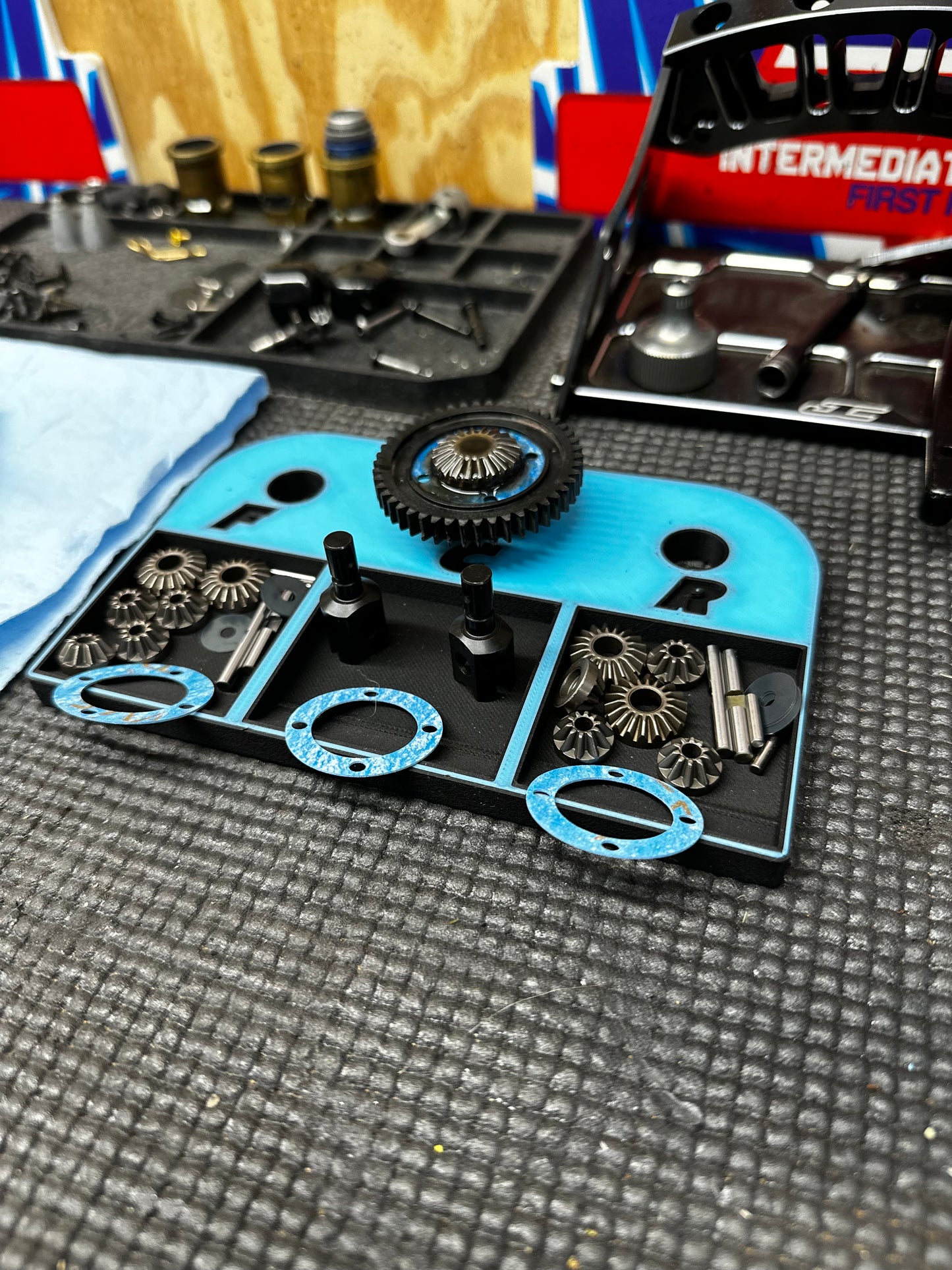 1/8 diff rebuild tray + diff/shock drain stand