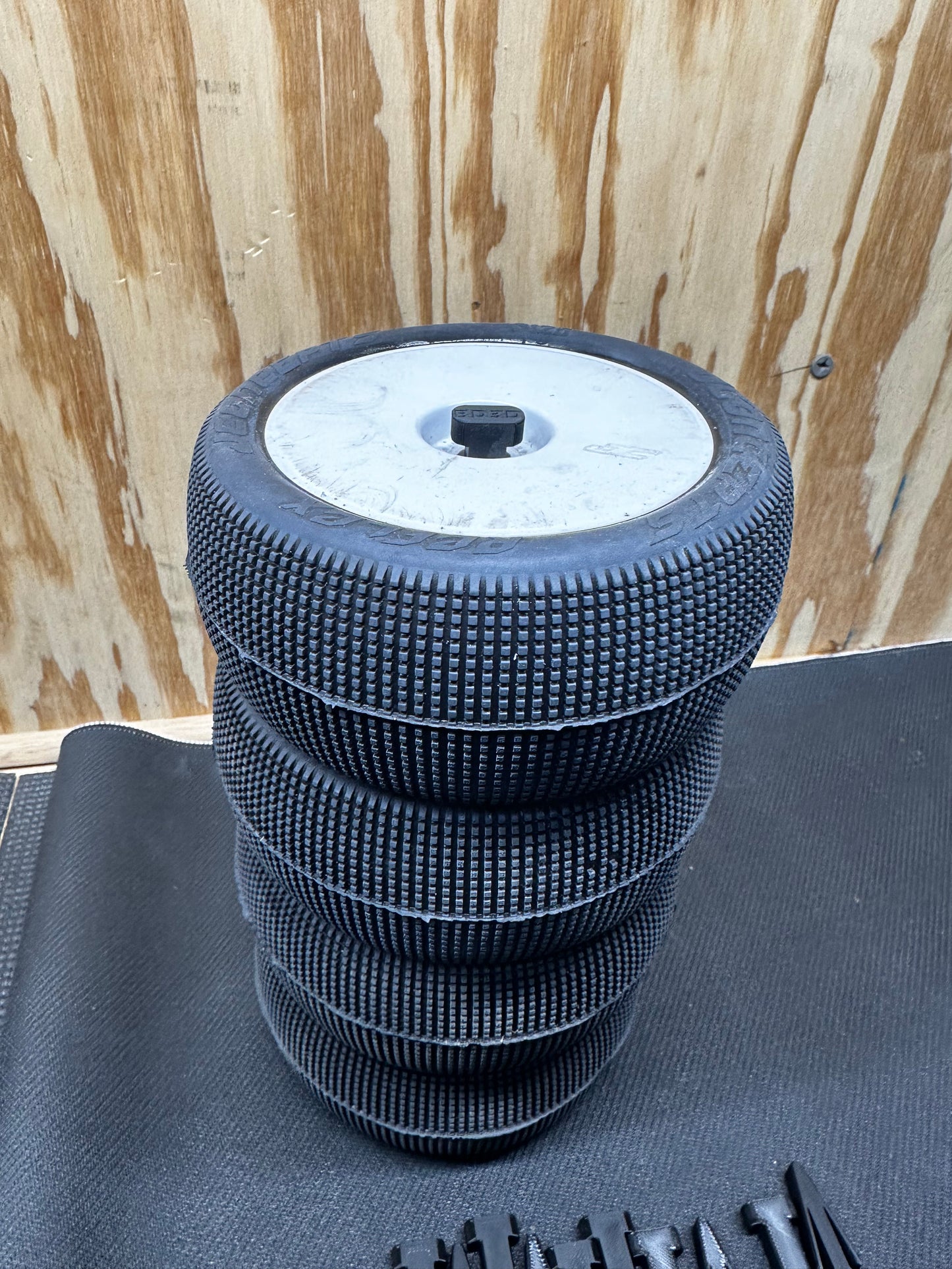 10 pack 1/8 truggy tire sticks