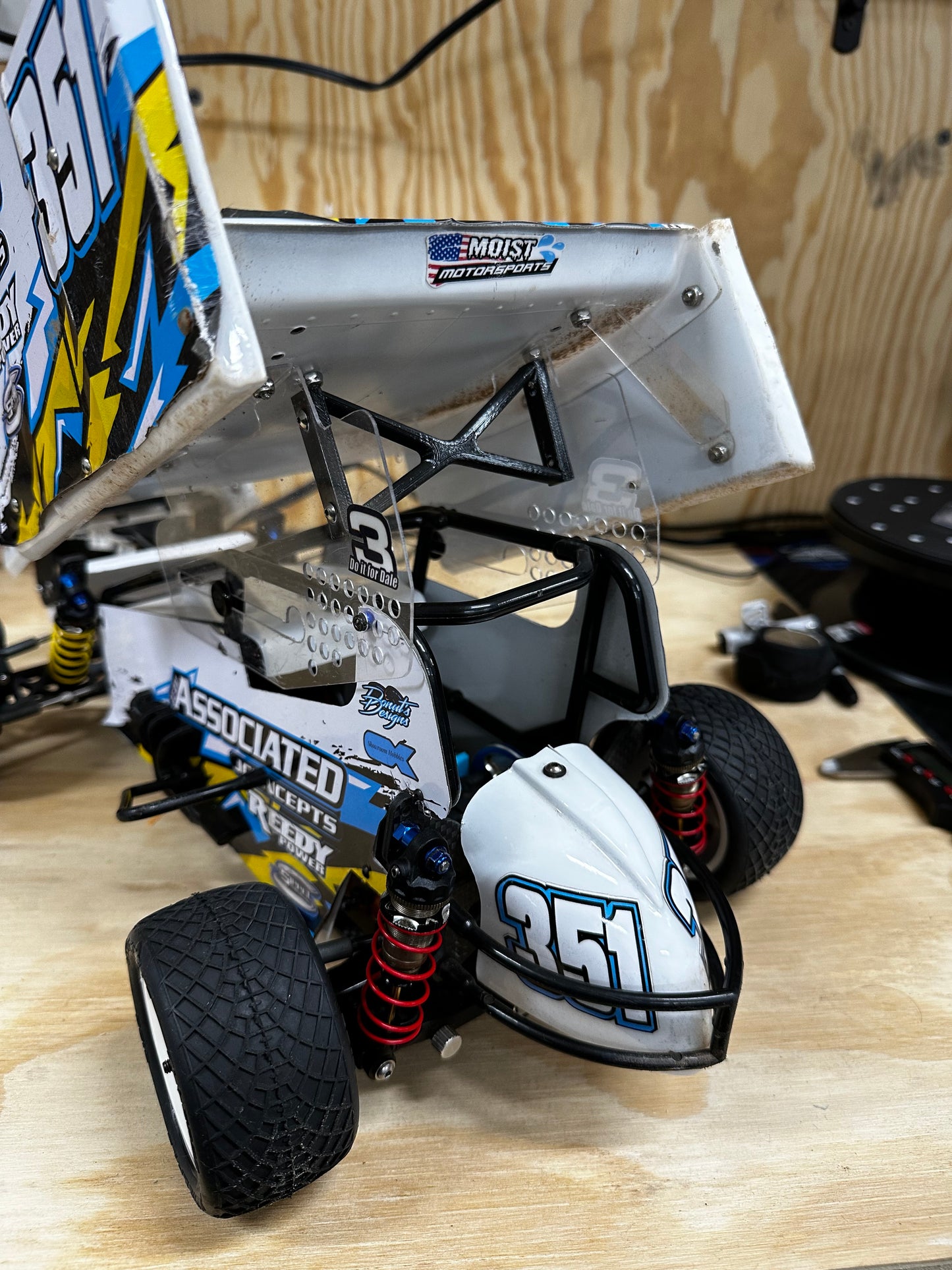 2 pack of 1/10 sprint car upper wing braces