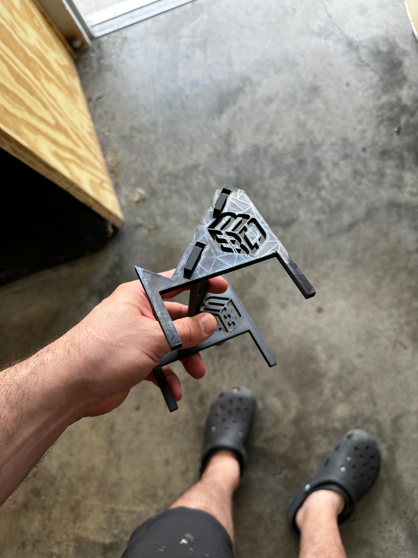 Collapsing icharger 406 duo stand