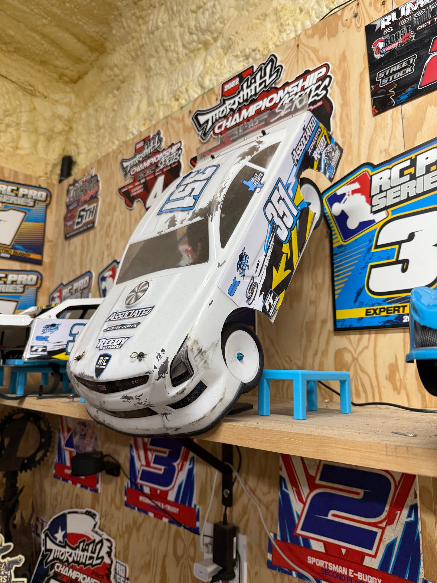 BD3D “VURT” display / pit stand