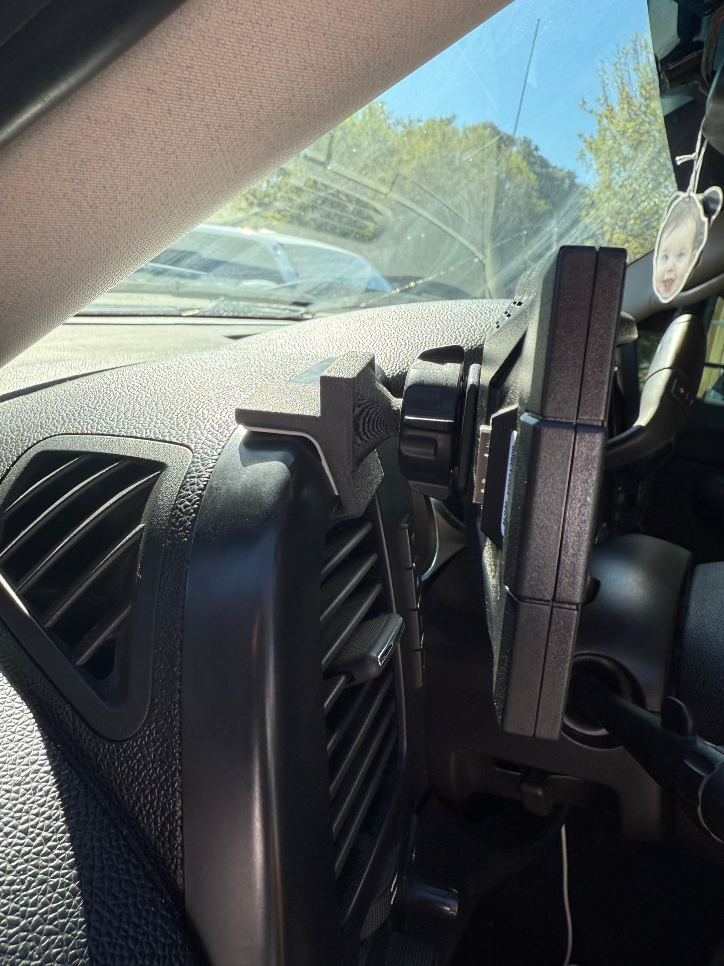 07.5-13 silverado lt CTS3 low profile dash mount